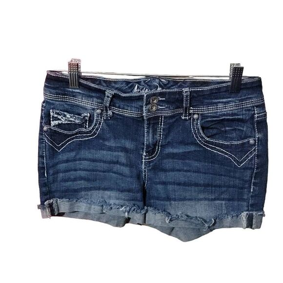 Ariya Jeans denim short, distressed  - Picture 4 of 7